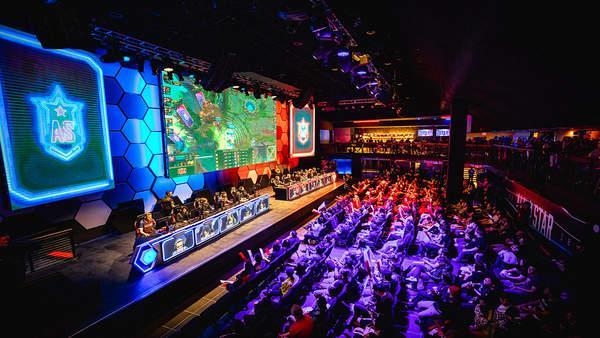 四支球队 四支球队